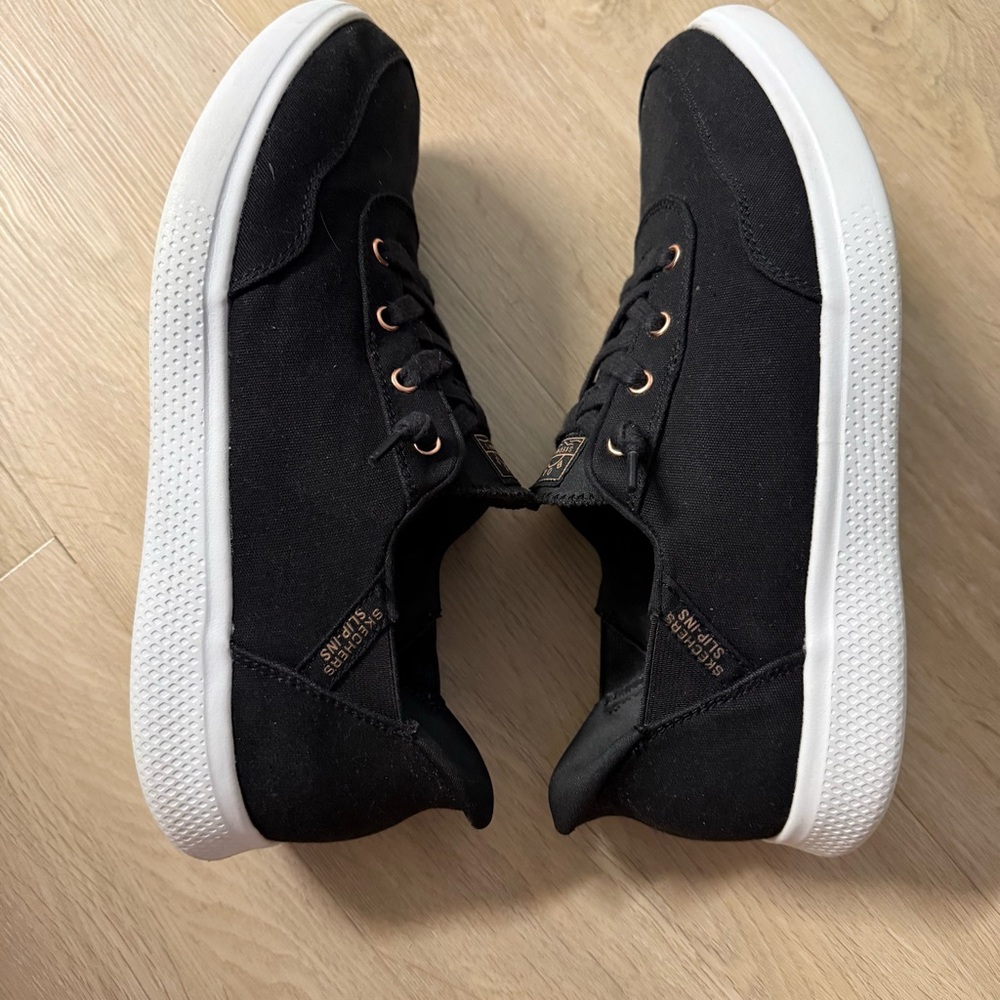 Skechers BOBS Women’s Black Slip-On Sneakers - Picture 4 of 9